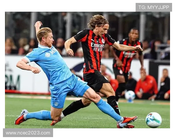 AC米兰中场运转表面正常,关键连接频频断链影响进攻流畅性 AC米兰中场运转表面正常,关键连接频频断链影响进攻流畅性