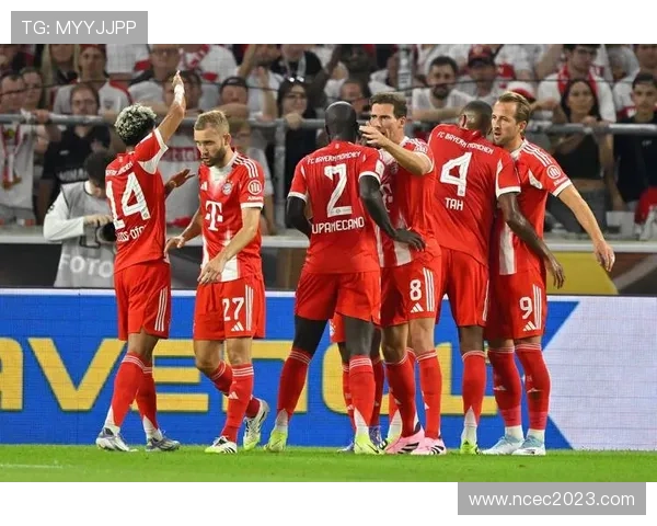 拜仁慕尼黑高位压迫防守问题显现:防线应对冲击能力面临考验 拜仁慕尼黑高位压迫防守问题显现:防线应对冲击能力面临考验