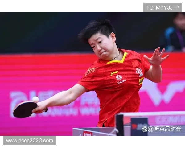 孙颖莎的训练餐单被扒：一天吃五顿，全是鸡胸肉和西兰花，网友直呼“这谁顶得住”